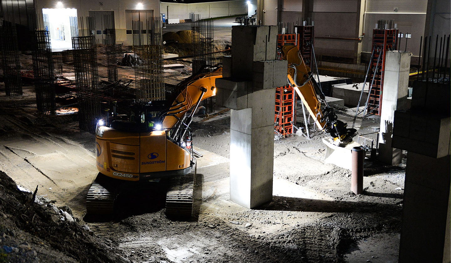 LED spotlights for construction sites - moving projects forward